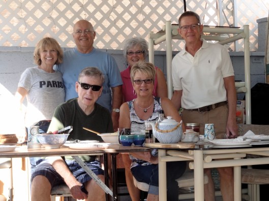 Jim & Ann took us to visit Gay and Sam in Yuma. I'm still fascinated by the date tour they took us on.